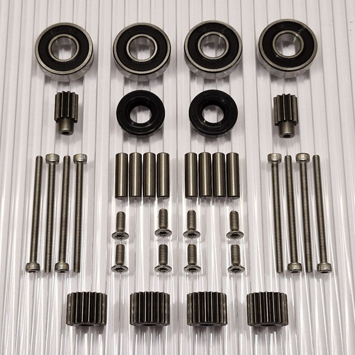 Reparationssæt til Husqvarna Automower 320 420 430X 440 450X 520 550 hjulmotor og 4X planetgear